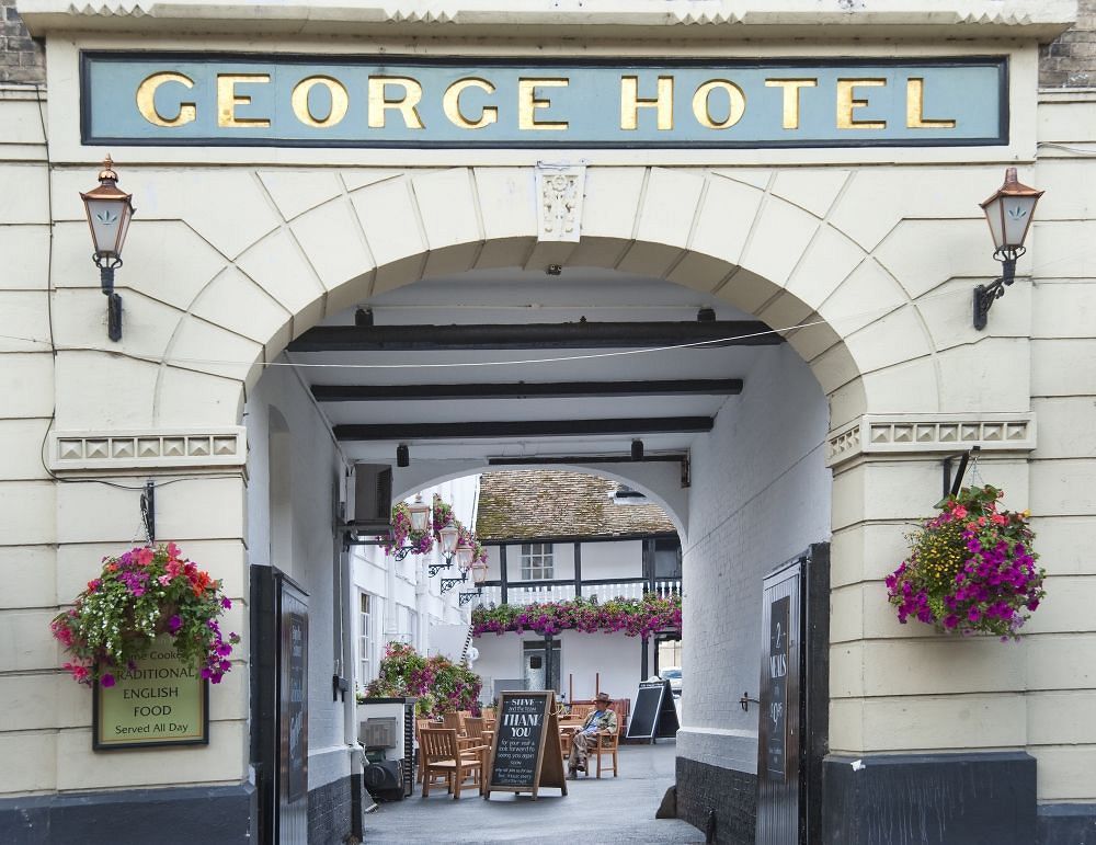 George Hotel By Greene King Inns Хънтингдън Екстериор снимка